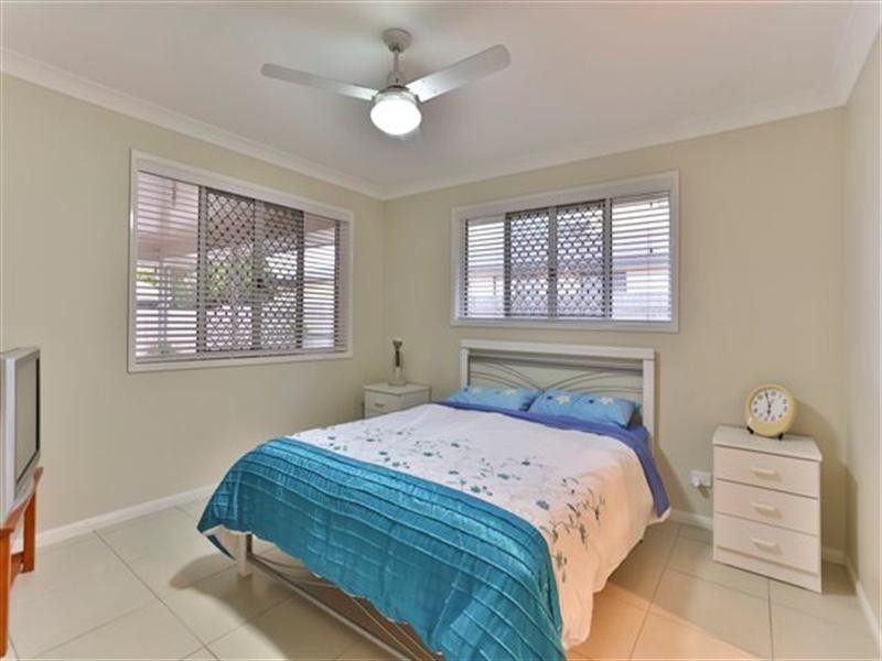 4 Greenway Close, Middle Ridge QLD 4350