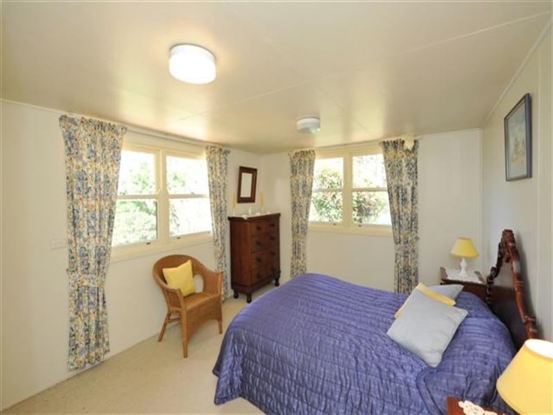 260 Rowbotham Street, Middle Ridge QLD 4350