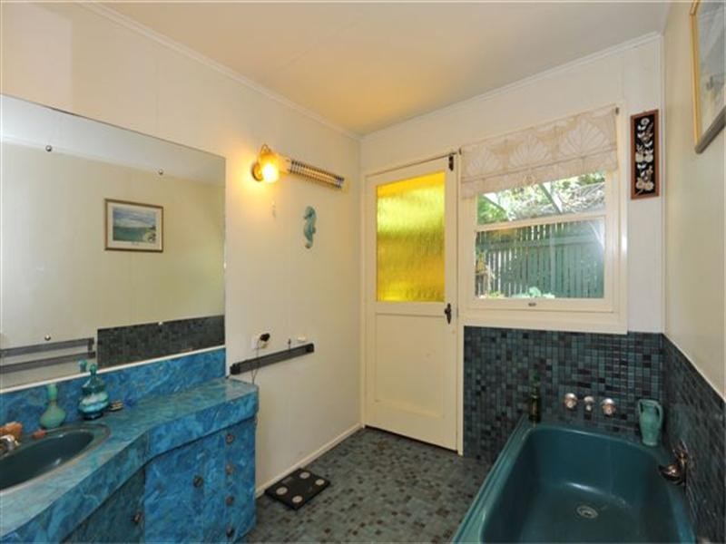 260 Rowbotham Street, Middle Ridge QLD 4350