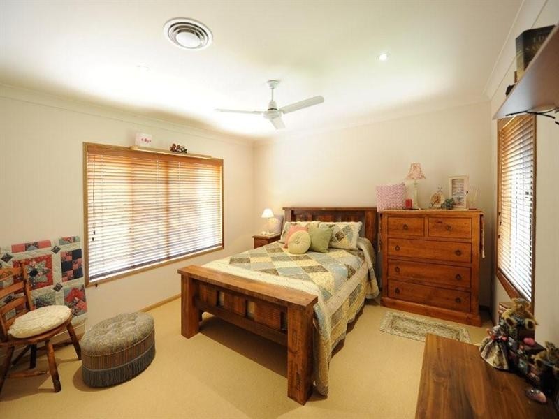 3 Kennedy Street, Cabarlah QLD 4352