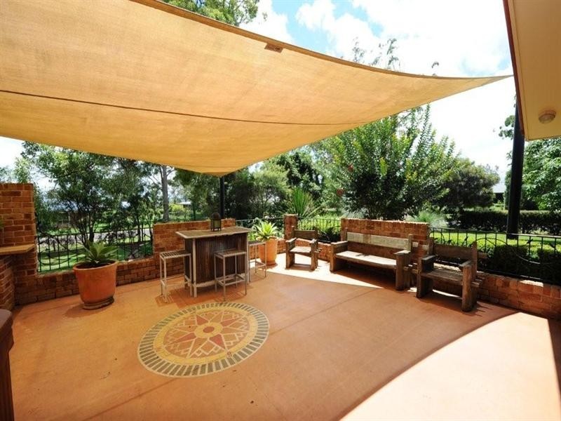 3 Kennedy Street, Cabarlah QLD 4352