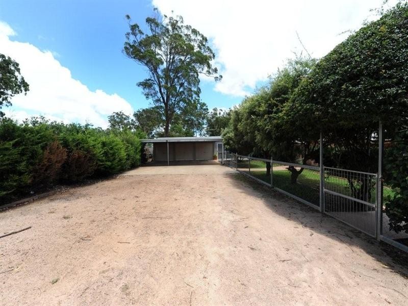 3 Kennedy Street, Cabarlah QLD 4352