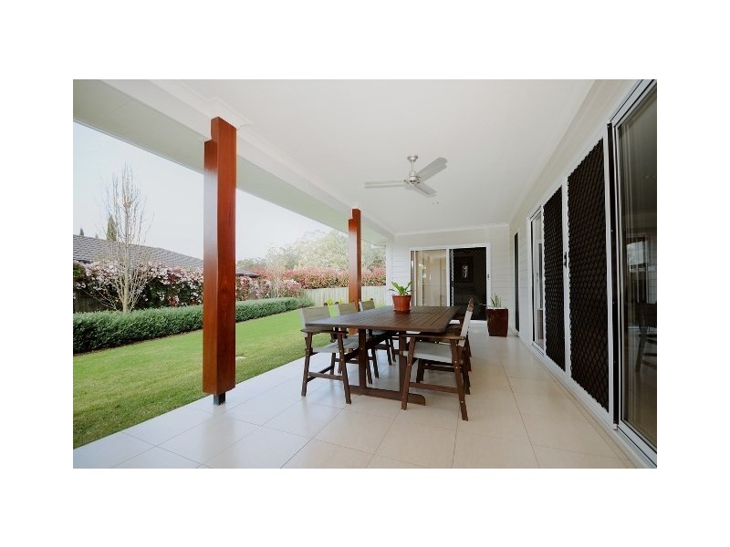 9 Manooka Crescent, Highfields QLD 4352