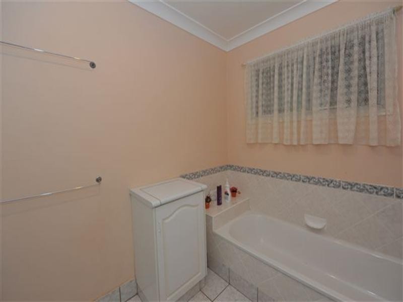 15 Bunya View Drive, Highfields QLD 4352