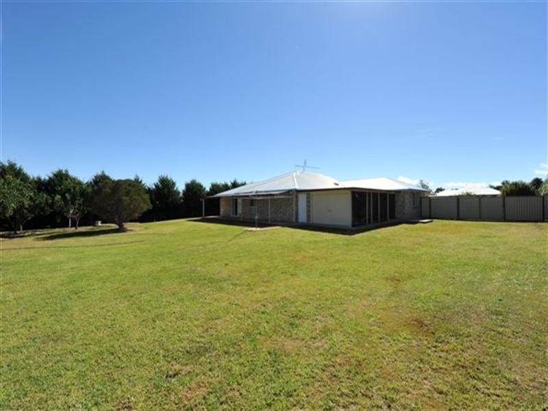 15 Bunya View Drive, Highfields QLD 4352