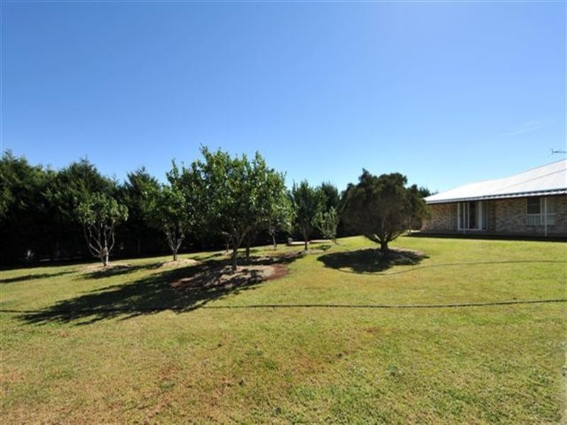 15 Bunya View Drive, Highfields QLD 4352