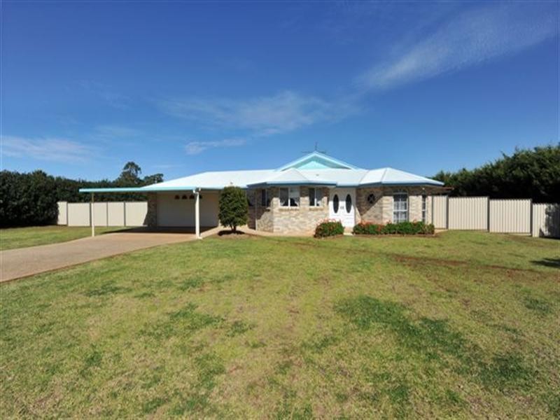 15 Bunya View Drive, Highfields QLD 4352