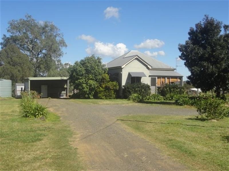 26 Paton Road, Meringandan QLD 4352