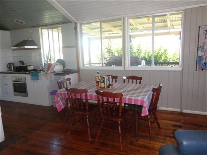 26 Paton Road, Meringandan QLD 4352