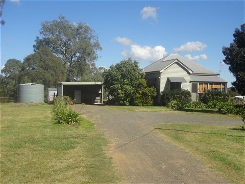 26 Paton Road, Meringandan QLD 4352