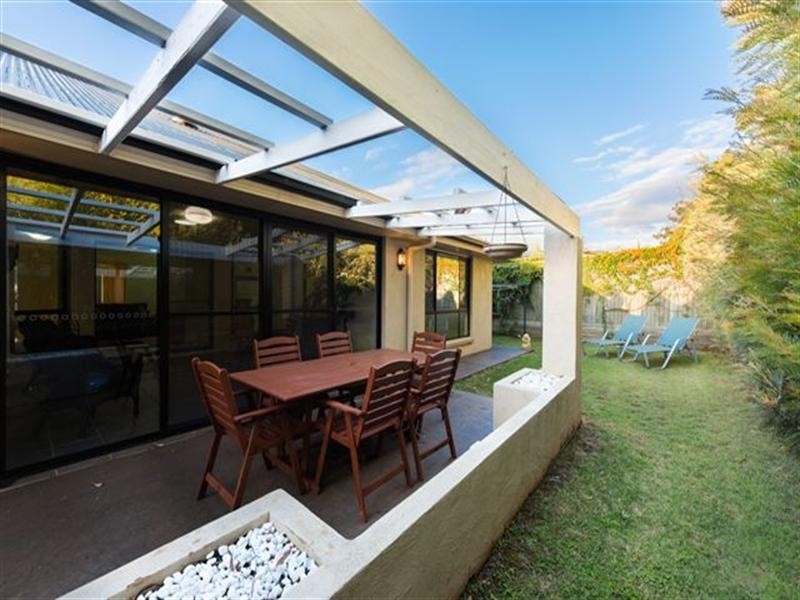 10 Jake Court, Middle Ridge QLD 4350