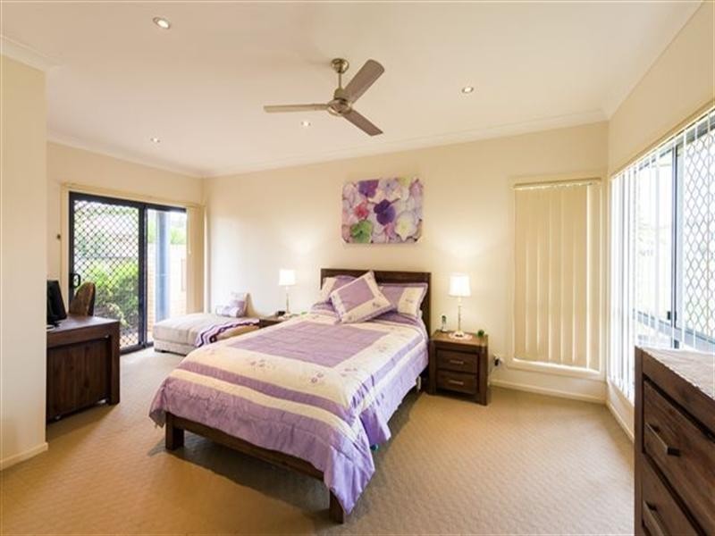 18 Dunbar Court, Highfields QLD 4352