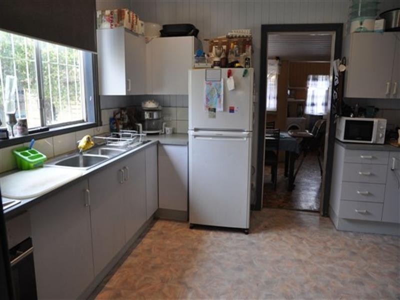 8 Inter Street, North Toowoomba QLD 4350