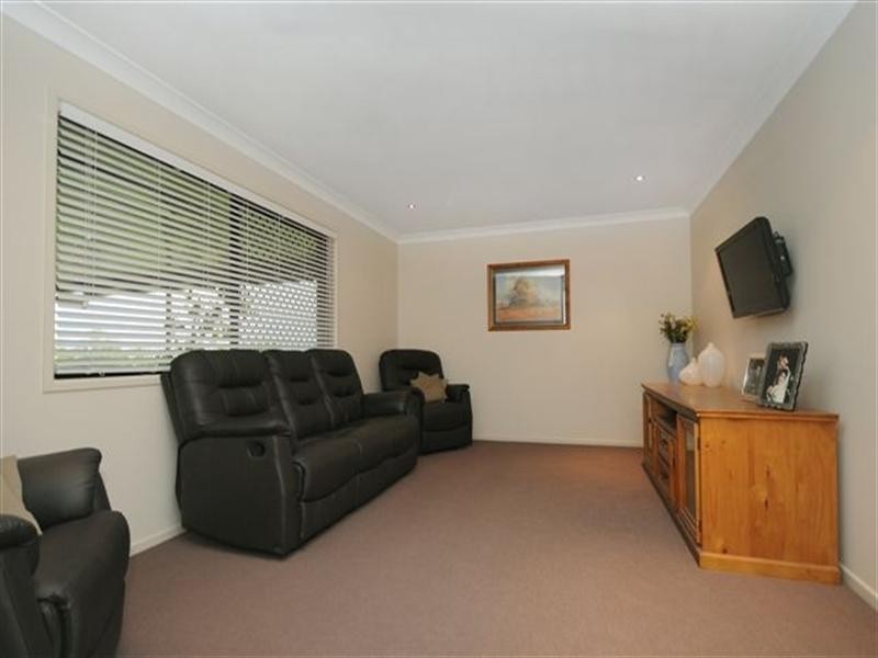 12 Mountview Court, Highfields QLD 4352