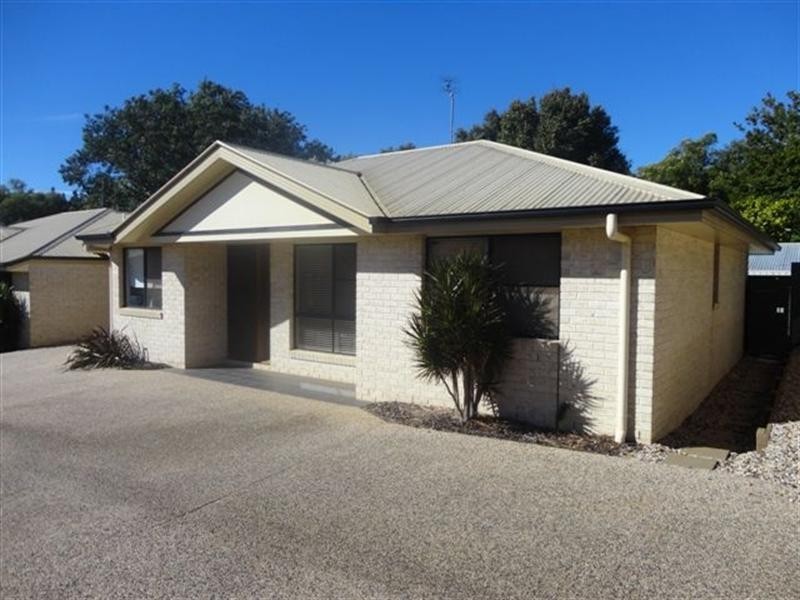 3/451 Alderley Street, Harristown QLD 4350