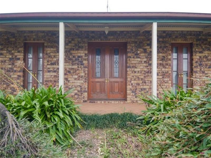 2 Weir Court, Harristown QLD 4350