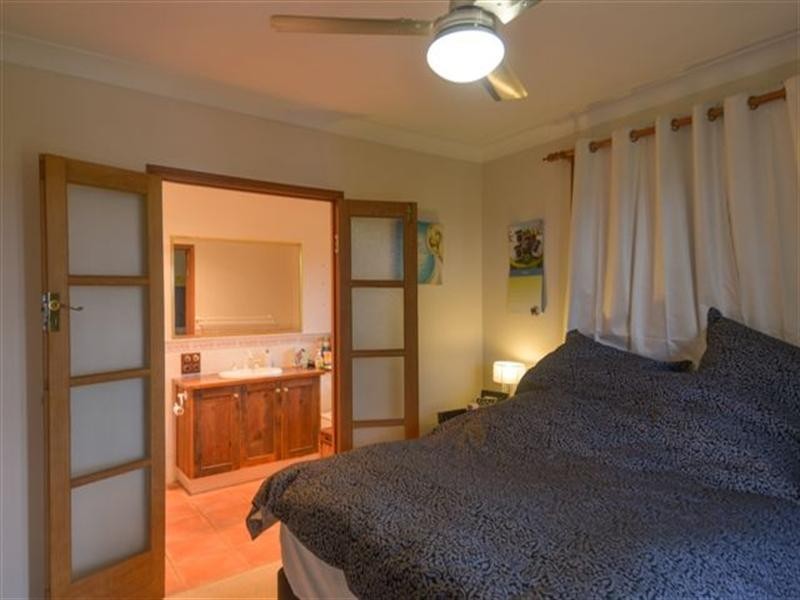 2 Weir Court, Harristown QLD 4350