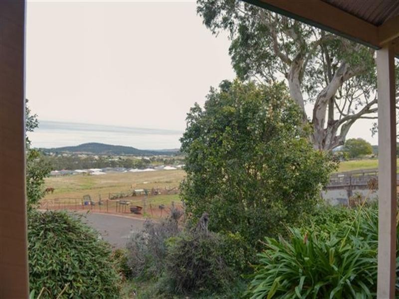 2 Weir Court, Harristown QLD 4350