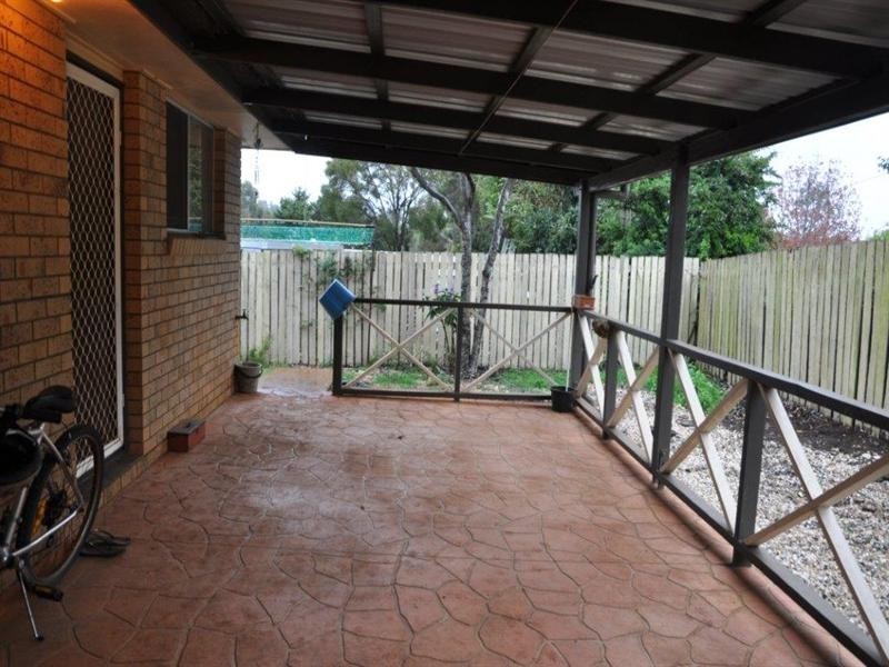 2/21 Sapphire Court, Kearneys Spring QLD 4350