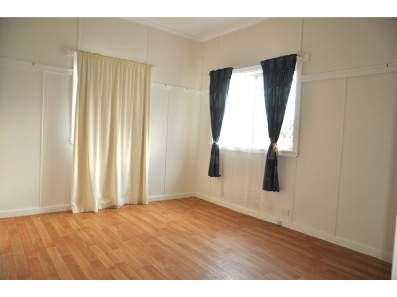 254 Long Street, South Toowoomba QLD 4350