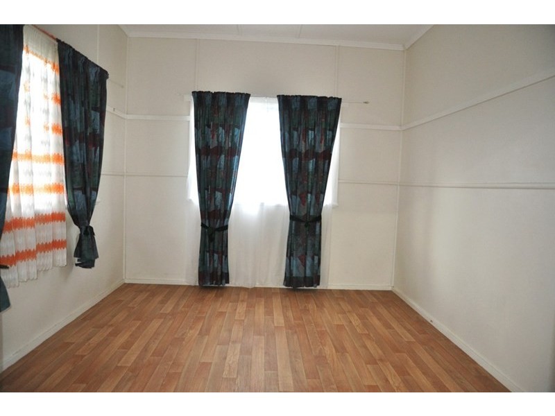 254 Long Street, South Toowoomba QLD 4350