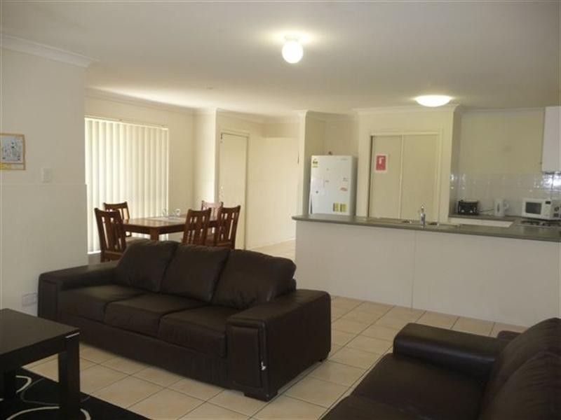 20 Wareena Crescent, Glenvale QLD 4350