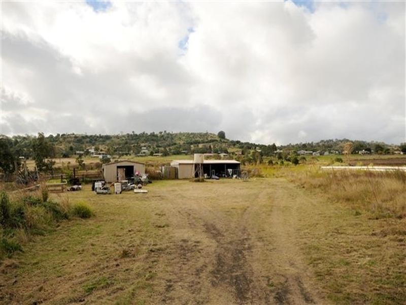 106 Paulsens Road, Gowrie Junction QLD 4352