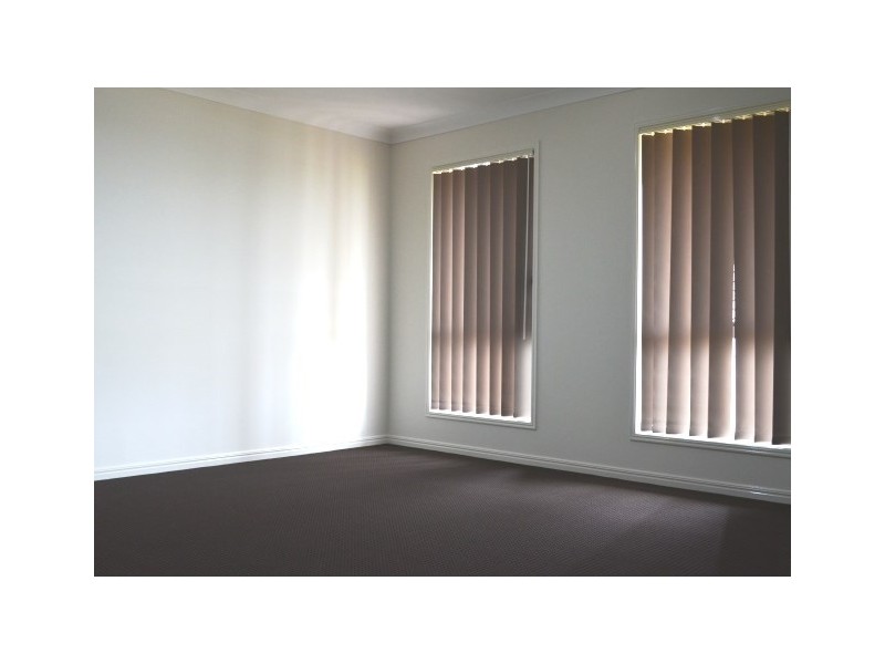 10 Heron Court, Highfields QLD 4352