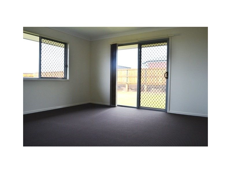 10 Heron Court, Highfields QLD 4352