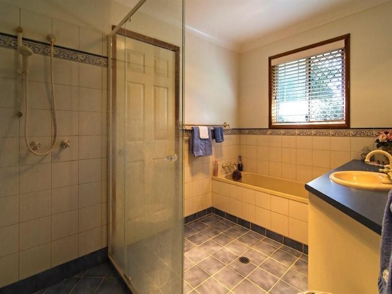 36 Rebwonga Street, Kingsthorpe QLD 4400