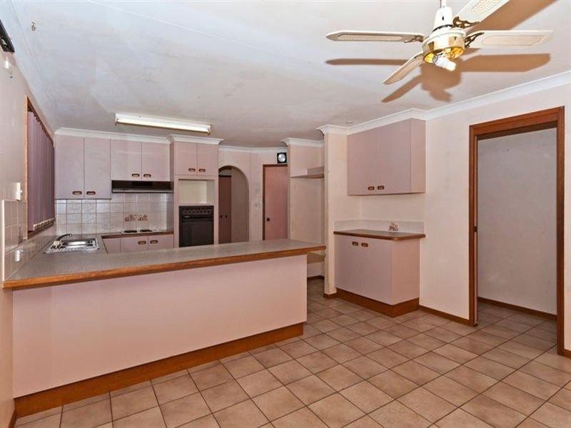 6 Crebra Crescent, Top Camp QLD 4350