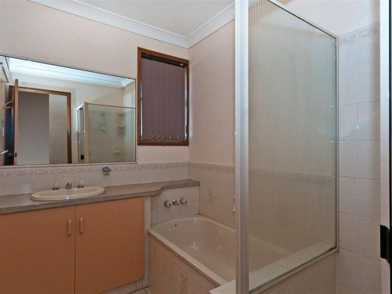 6 Crebra Crescent, Top Camp QLD 4350