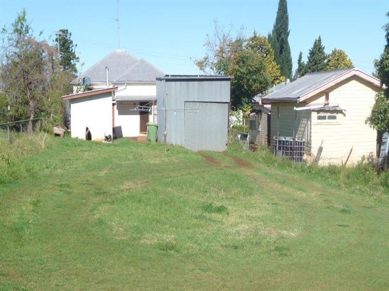 113 Jellicoe Street, North Toowoomba QLD 4350