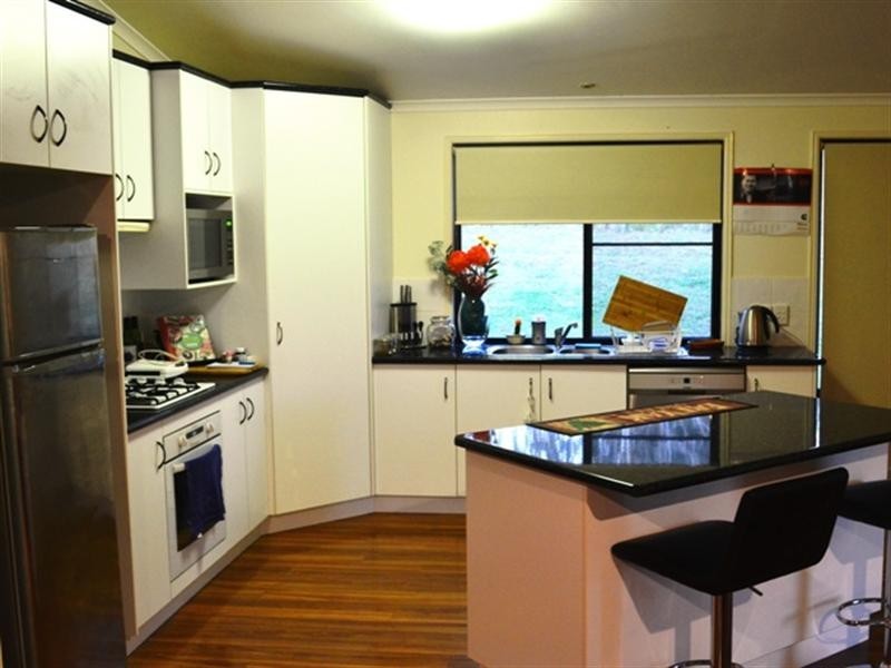 8 Puschmann Road, Geham QLD 4352