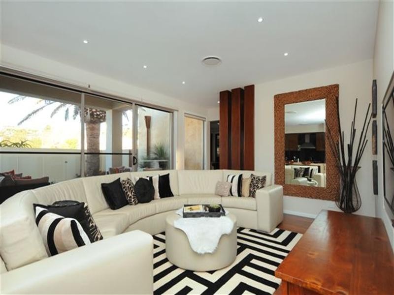 5 Colman Drive, Middle Ridge QLD 4350