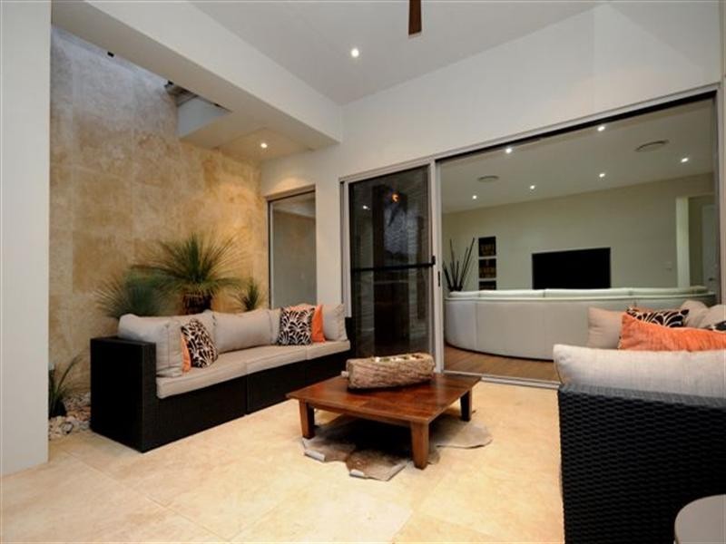 5 Colman Drive, Middle Ridge QLD 4350