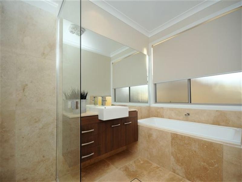 5 Colman Drive, Middle Ridge QLD 4350