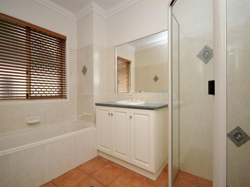 9 Powell Court, Highfields QLD 4352