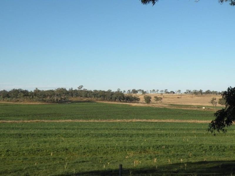 2239 Gore Highway, Southbrook QLD 4363
