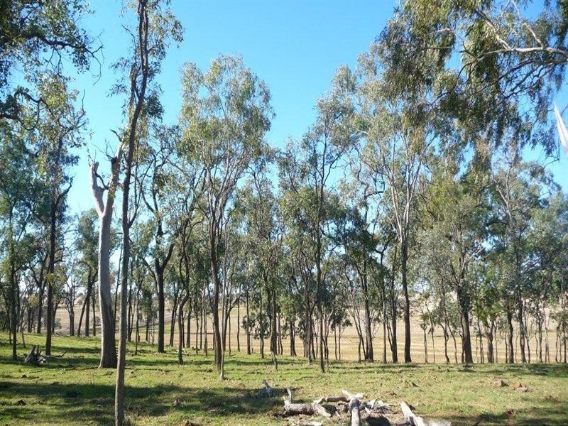 2239 Gore Highway, Southbrook QLD 4363