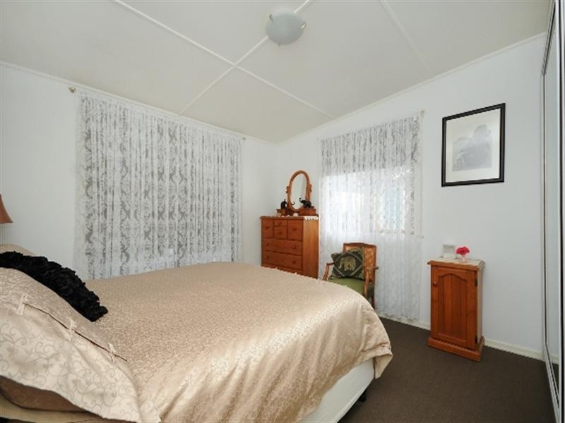 6 Lovett Street, Rangeville QLD 4350