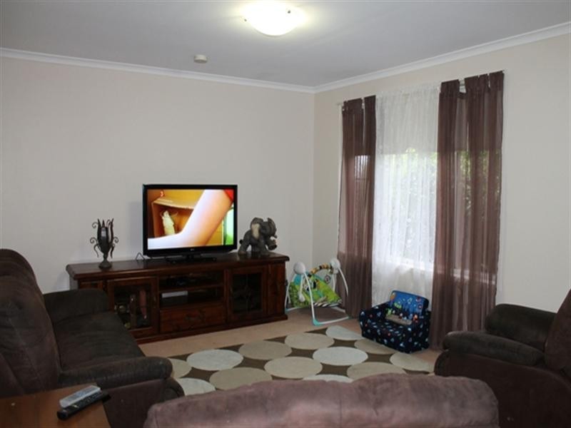 34 Redwood Street, Newtown QLD 4350