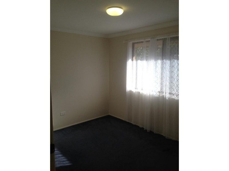 8 Champagne Crescent, Wilsonton Heights QLD 4350