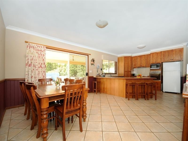 11 Arcadia Court, Highfields QLD 4352