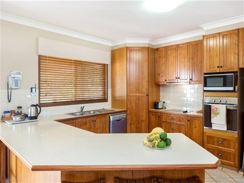 11 Arcadia Court, Highfields QLD 4352