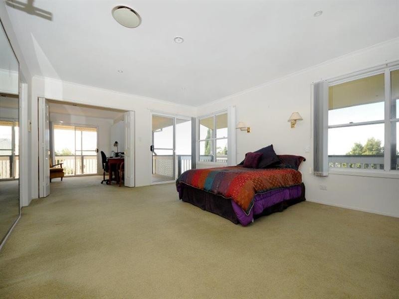 4, 46a Mackenzie Street, Mount Lofty QLD 4350