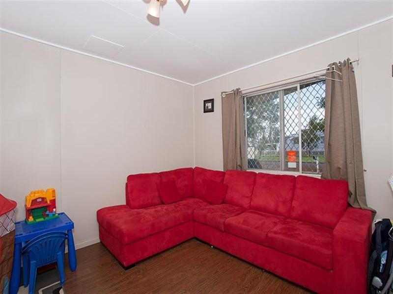 17 Wombyra Street, Newtown QLD 4350
