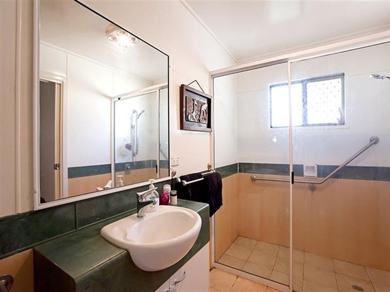 17 Wombyra Street, Newtown QLD 4350