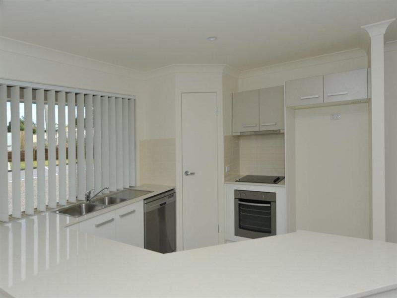 Unit 2, 98 Main Street, Westbrook QLD 4350