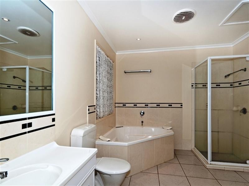 20 Flagstone Creek Road, Middle Ridge QLD 4350